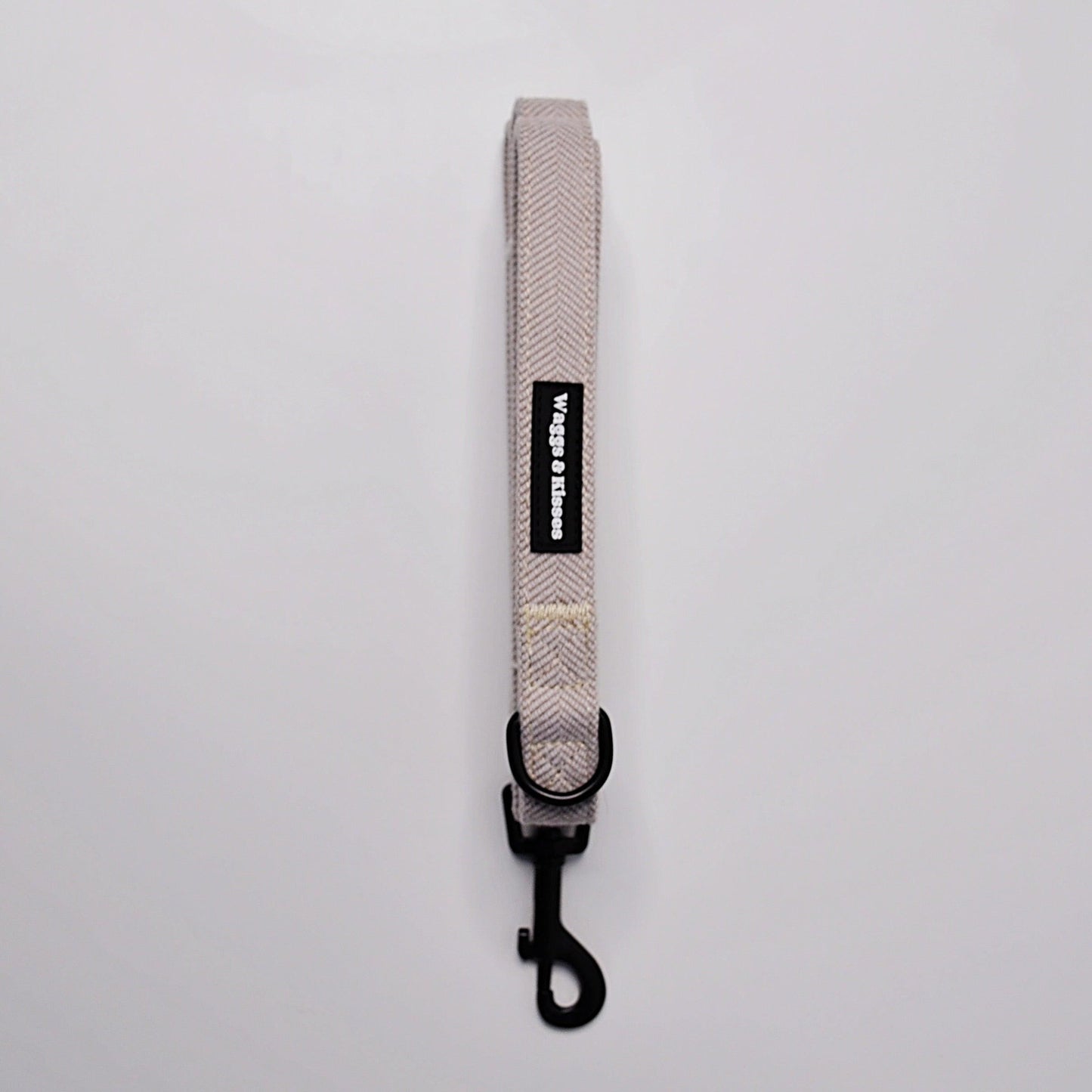 Soft Truffle Tweed Dog Lead | Stylish & Durable – Waggs and Kisses